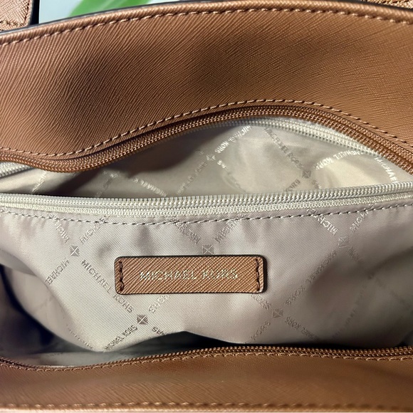 Michael Kors MK Florence Tote Satchel Bag Purse | Top Zip Zipper | TAG ON - Picture 5 of 5